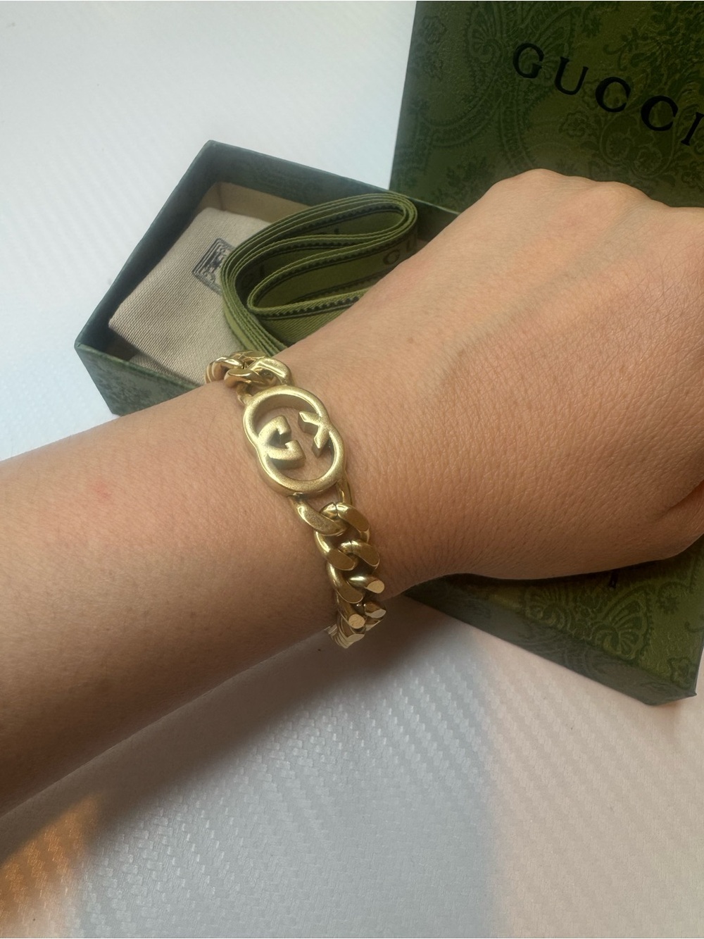 Gucci Gold Interlocking G Curb Chain Bracelet